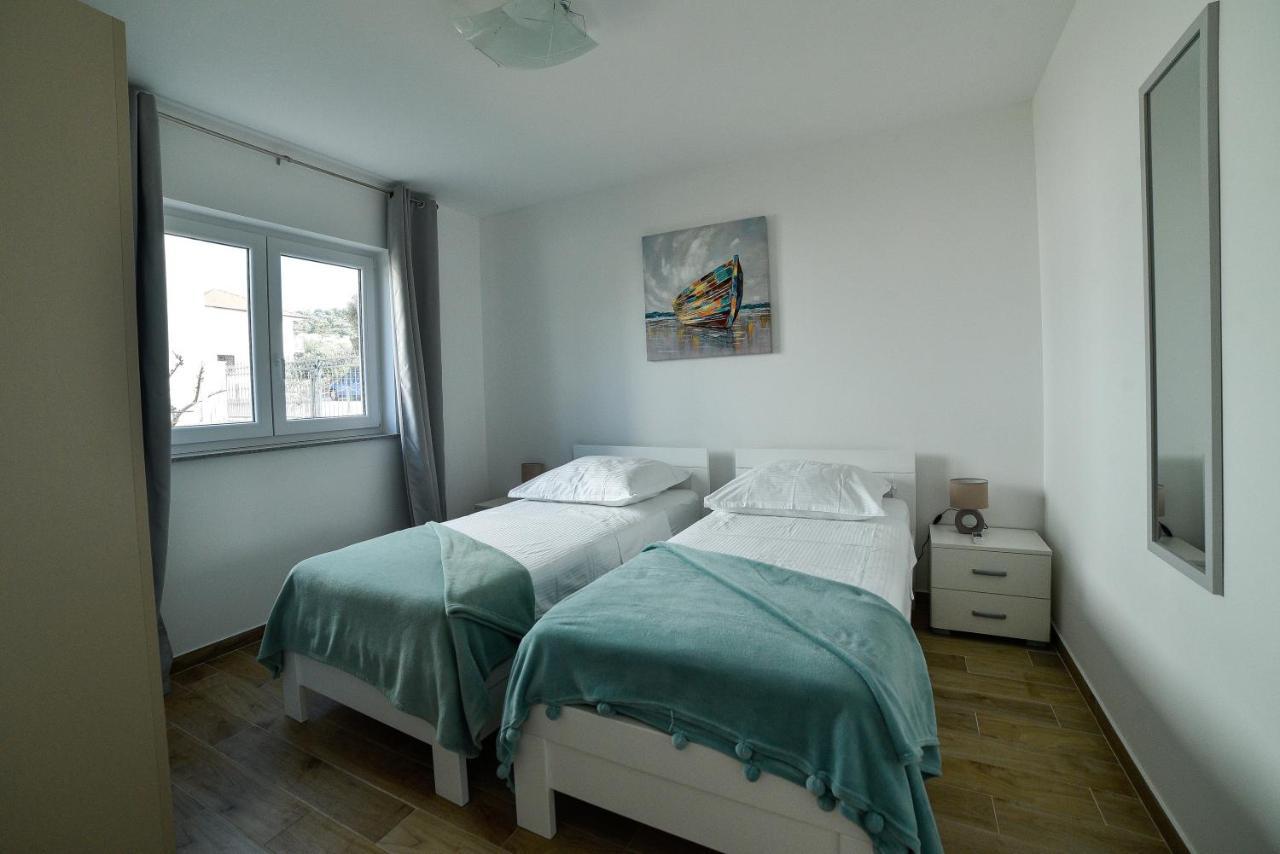 Holiday Home Mb Ražanj Eksteriør billede