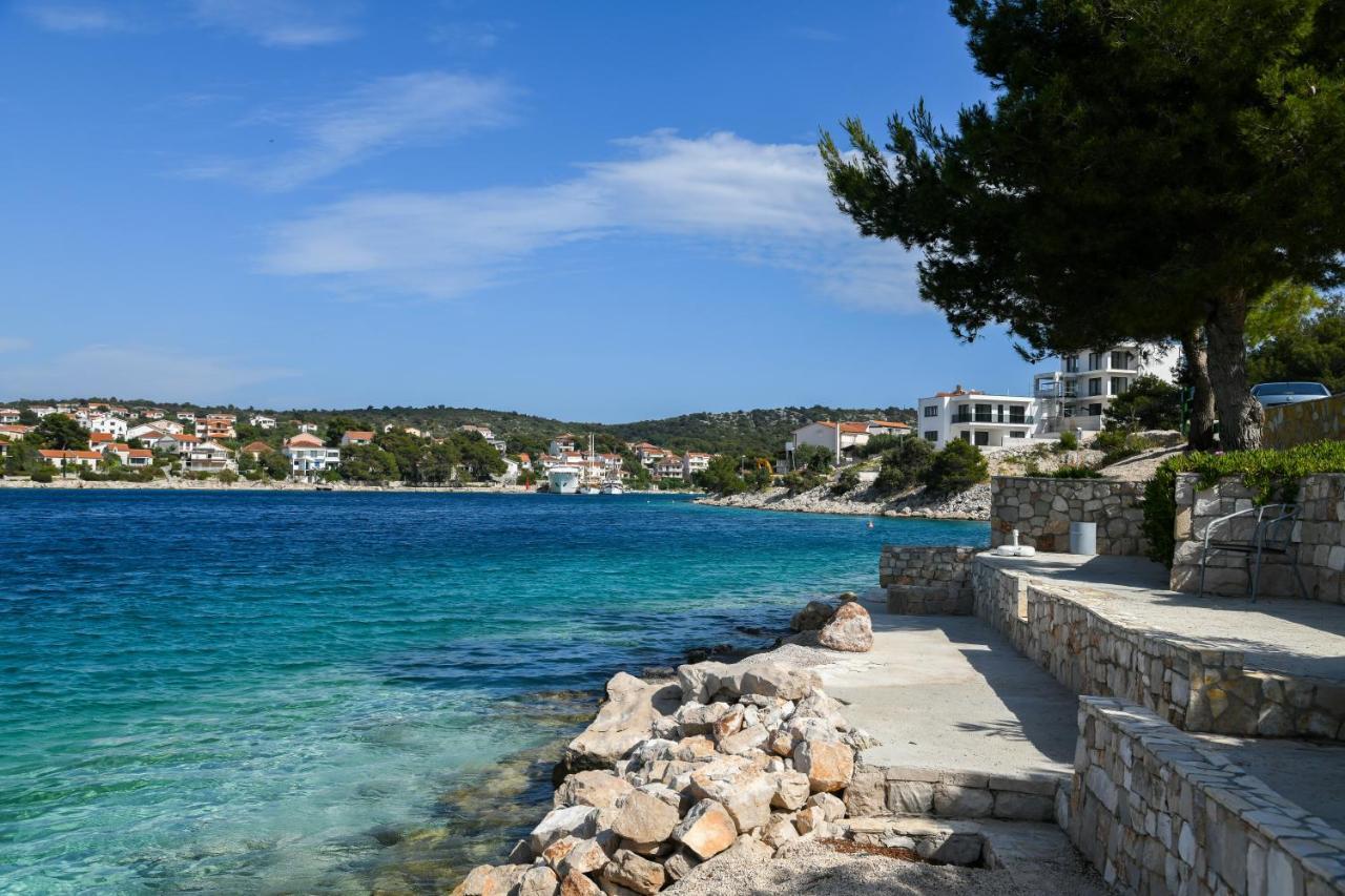 Holiday Home Mb Ražanj Eksteriør billede