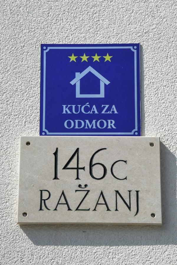 Holiday Home Mb Ražanj Eksteriør billede
