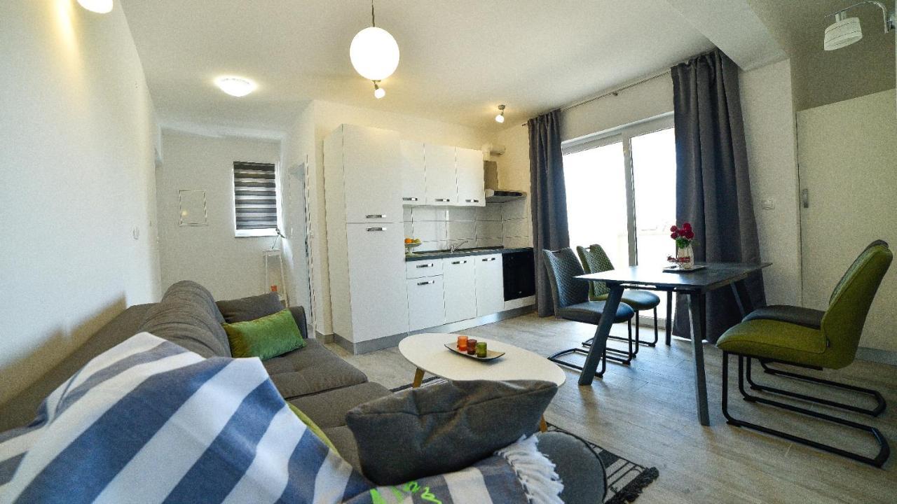 Holiday Home Mb Ražanj Eksteriør billede