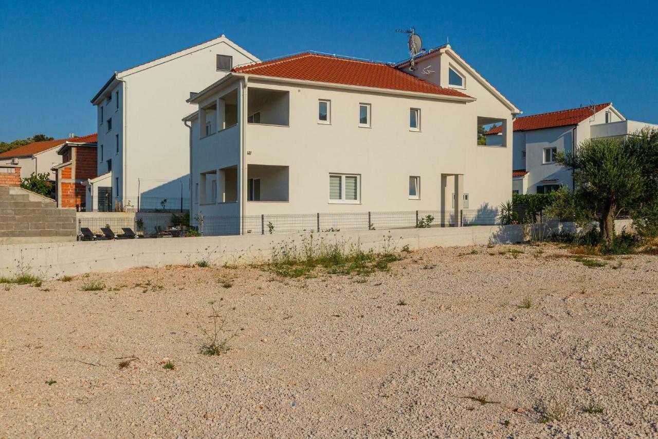 Holiday Home Mb Ražanj Eksteriør billede