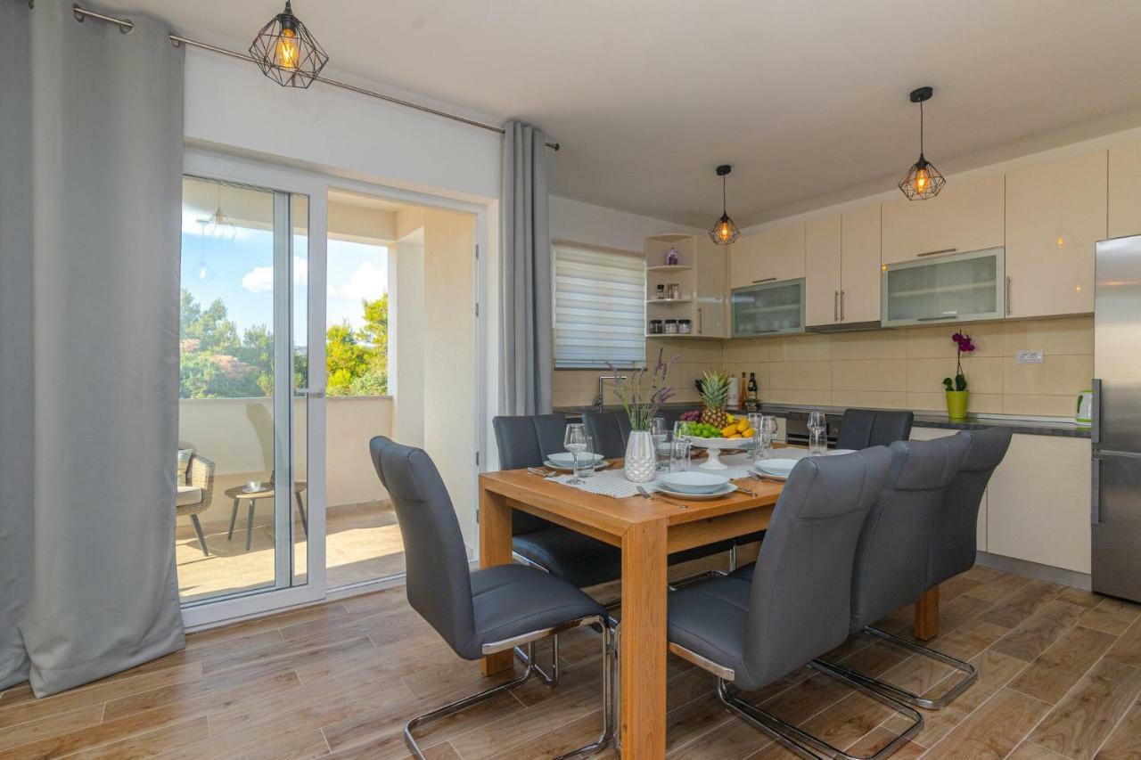 Holiday Home Mb Ražanj Eksteriør billede