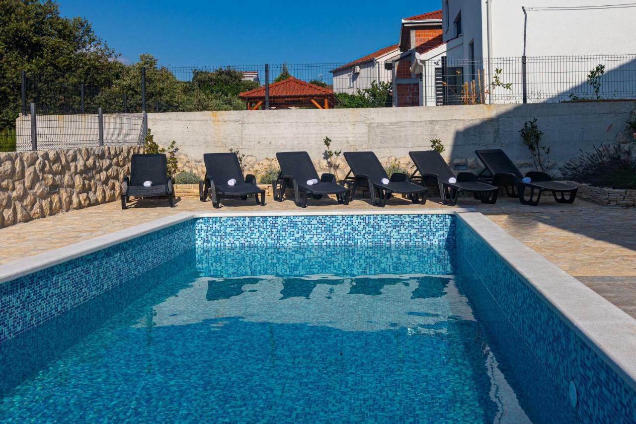 Holiday Home Mb Ražanj Eksteriør billede
